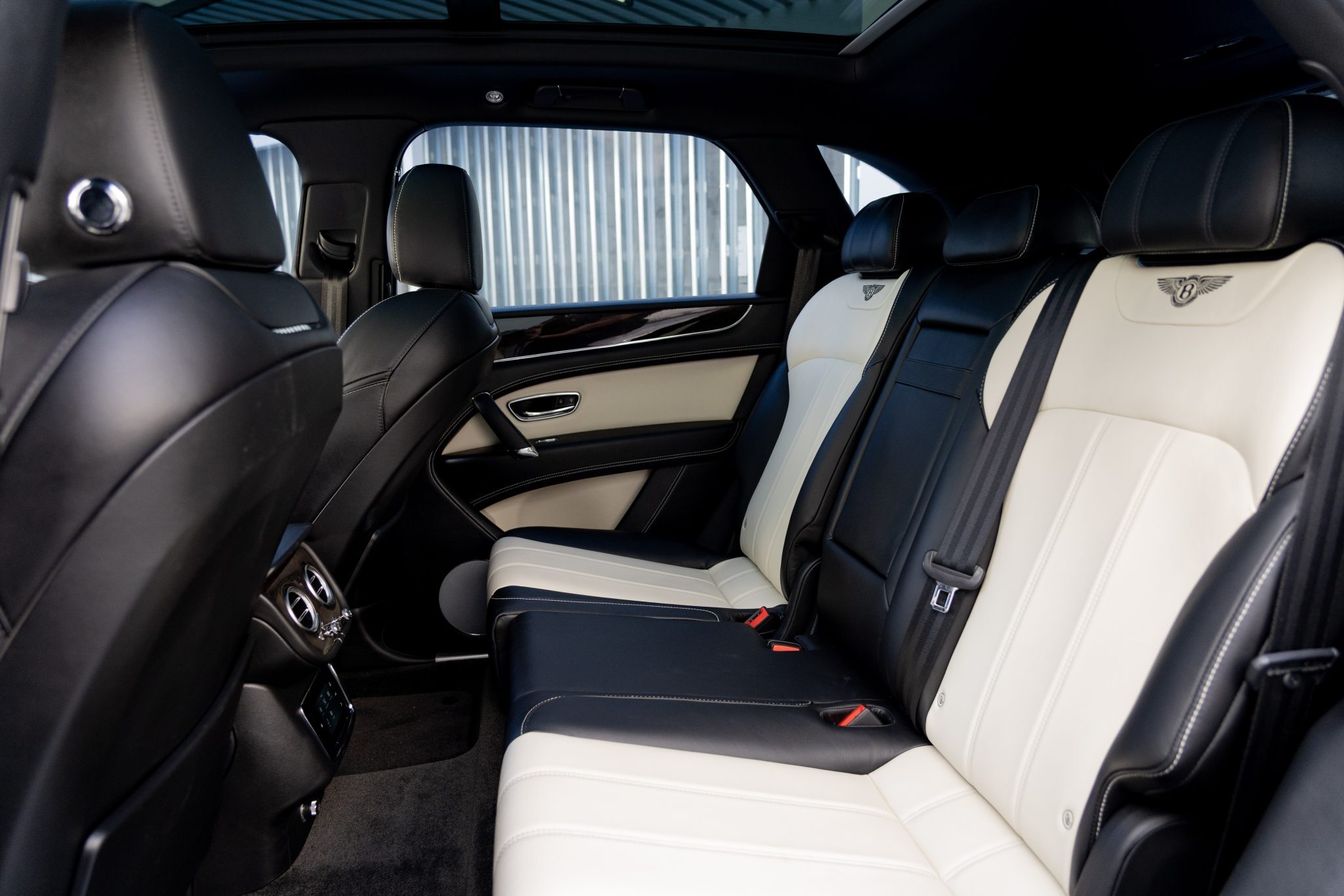 Bentley Bentayga rear seat luxury – VIP SUV rental in Houston.
