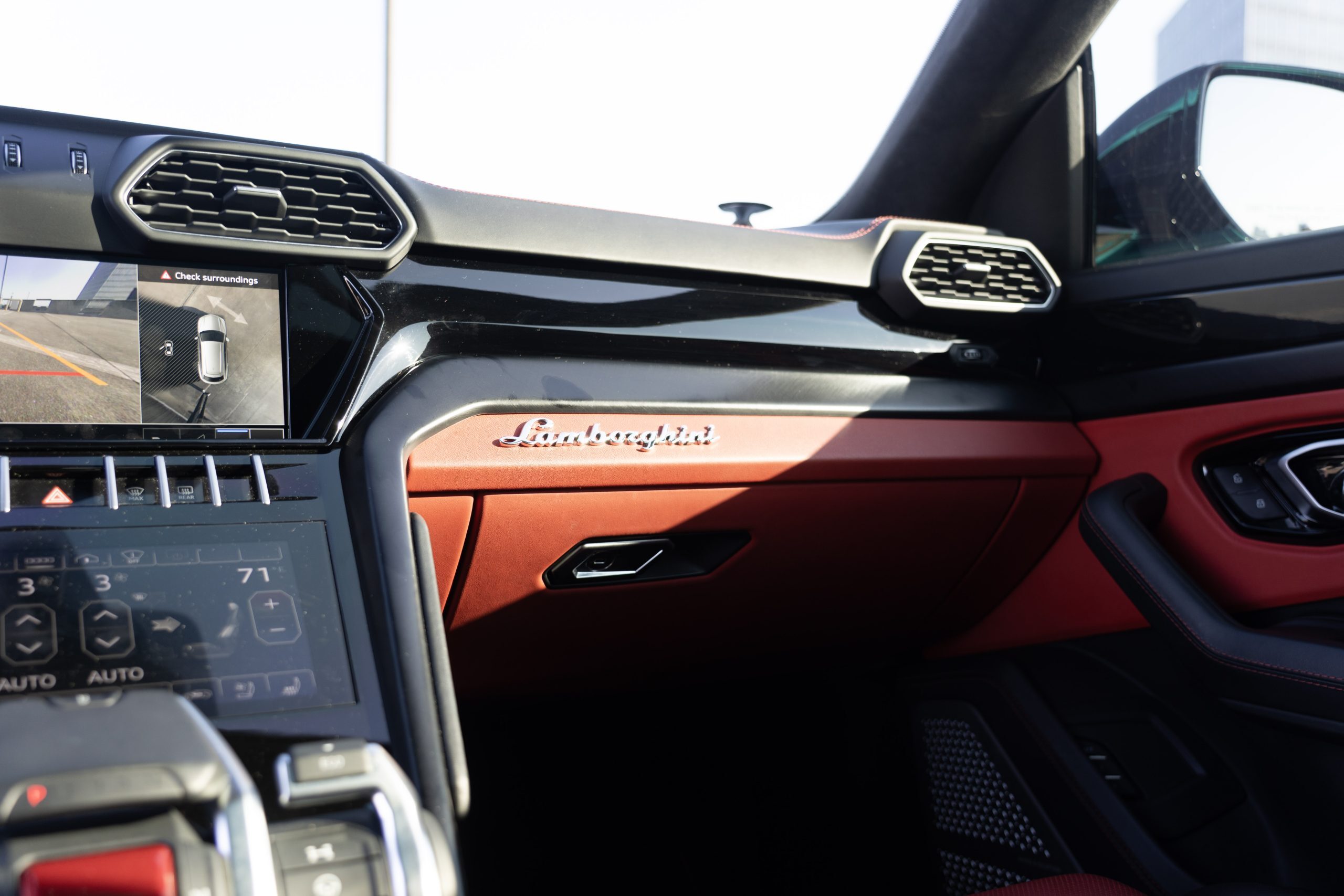 Lamborghini Urus detail Houston exotic rental